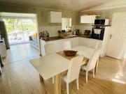 Le Standing chalet spacieux camping 5 étoiles Provence Le Standing chalet spacieux camping 5 étoiles Provence
