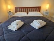 Be Your Home - Isabella Bright Apartment