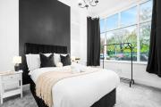 Premium Apartment with Street Parking & High-Speed WiFi - Wolverhampton 9PC Premium Apartment with Street Parking & High-Speed WiFi - Wolverhampton 9PC
