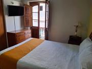 Hostal Lluvia de Oro