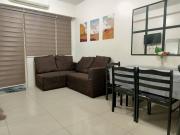 2Bedroom 2Bath near moa with Balcony facing pool