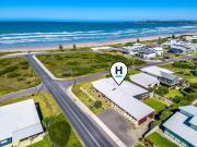 Mid-Century Modern-BYO Linen-Ocean View