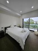 Rouse Hills TownCentre luxury accommodation
