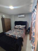 Departamento con balcón y sala