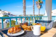 99B Hibiscus - Spacious 2-Bedroom Apartment with Pool Views 99B Hibiscus - Spacious 2-Bedroom Apartment with Pool Views