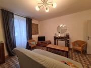 Maison de ville conviviale avec jardin proche dArgenton-sur-Creuse - FR-1-591-628