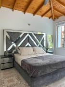 Party house, poblado, Movie Theater, Terrace