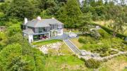 Fox Hill House - Quintessential country escape with modern twist Fox Hill House - Quintessential country escape with modern twist