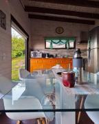 Casa Manzanos a orillas del lago