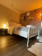 the manchester signature studio A