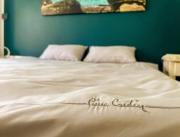 Spacious cosy room with own Bathroom, no load shedding