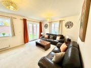 Elite Stays 4 BR Home for contractors, business or leisure - Parking