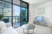 Immaculate 1br Apt In Docklands Pool Free Parking