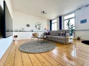 Apartment "Am Rheinorange" LOFTSTYLE, 75 Zoll TV, Netflix & Prime, Boxspringbett