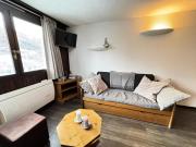 Résidence Les Melezes - Studio lumineux & rénové · Accès pistes par navette · Casier à skis privé · vue sur les pistes MAE-0704