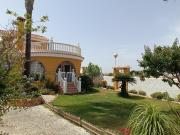 Villa con jardín y barbacoa R103 Novadesta