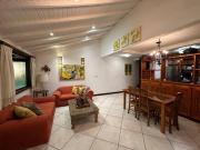 Casa com Piscina de Vidro e Sauna Integrada em Geribá com 5 quartos