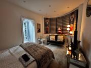 Top Hanworth Top Hanworth