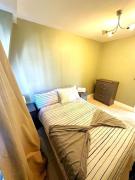 3 bed comfortable WK 3 bed comfortable WK