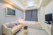 Warm and Cozy Studio Evenciio Apartment Margonda near UI By Travelio