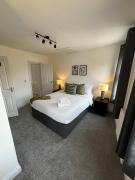 Central Chic 3 bed, Great Location