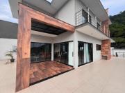 Pedaço do paraíso - Casa da colina - vista MAR - Praias & Trilhas