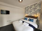 Contractor Base - 2 Baths - Smart TVs in Rooms