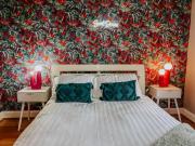 Whitehall Square Apartments- Queens Quarters