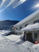 Guest House Shiroikiseki