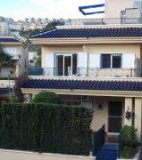 Casa con terraza y piscina R14 by Novadesta