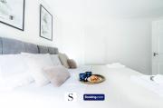 LastMinOffer 10pc Off I The Frensham Executive House I Long Term Rates Available I Short Term Lets by SILVA LastMinOffer 10pc Off I The Frensham Executive House I Long Term Rates Available I Short Term Lets by SILVA