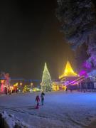 Cozy and modern apartment with lakeside view