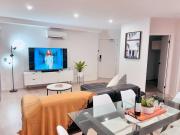 Spacious & Modern Apt Close to City & Airport