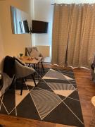 Studio aux pieds des montagnes