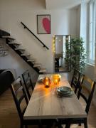 Studio cosy au cœur de ville, mezzanine -203-