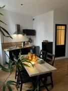 Studio cosy au cœur de ville, mezzanine -203-
