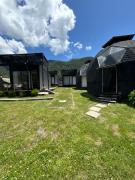 Cabañas y Domos Liquiñe