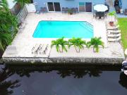 Tarpon Harbor 1 - Waterfront pool home near beach & downtown Las Olas