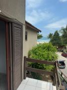 Quarto lateral da beira mar - tombo - guarujá