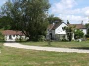 Country House - Pool Jacuzzi - Perfect for Celebrations, Work People