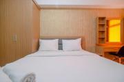 Comfortable and Lovely 2BR Apartment at Springlake Summarecon By Travelio