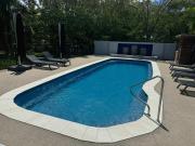 Townhouse in the heart of Urangan