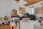 Artistic apartment in Paris 12
