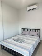 Top Ban Khlong Su
