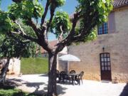 Maison mitoyenne proche Sarlat, idéale famille - FR-1-616-403