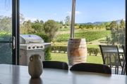 Travertine Vineyard Retreat - Stay Among the Vines