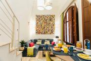 Colorful and Authentic Duplex in Seville