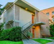 Nuna Ayni Apartments