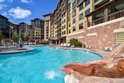 The Grand Summit Hotel in the Canyons Village - Walk to Ski Lift - Pool, Gym, Spa, More!