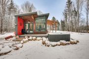 Private Hot Tub Waterfront Home along Eagle River